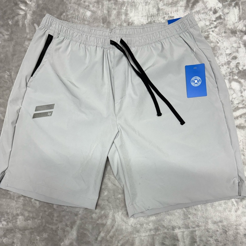 Hurley Mens Performance Shorts XL Light Gray Quick Dry 4 Way Stretch Zip Pocket
